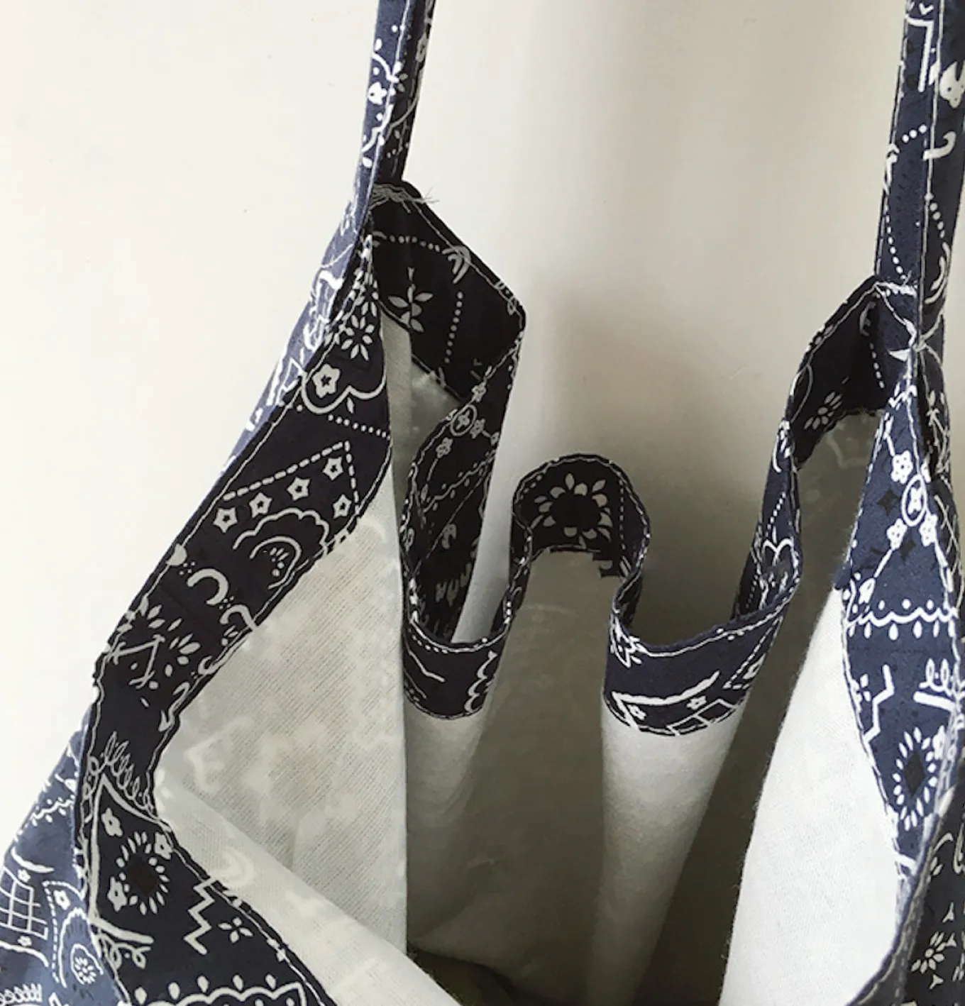 Elena Handbags Floral Canvas Fashion Shoulder Bag