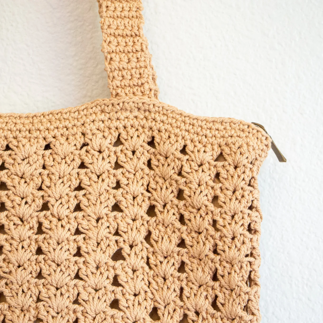 Elena Handbags Handmade Crochet Retro Style Tote Bag