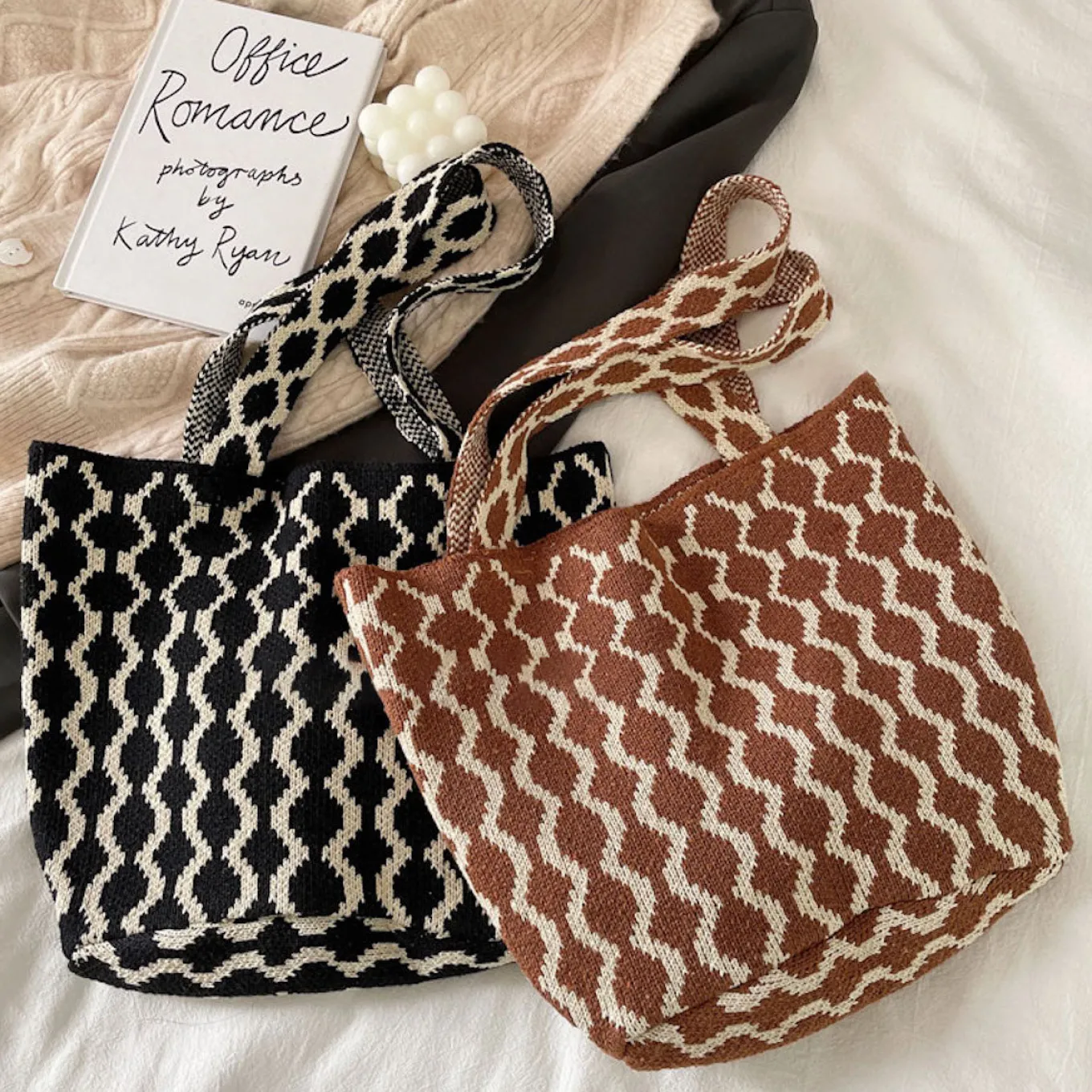Elena Handbags Patterned Cotton Bag