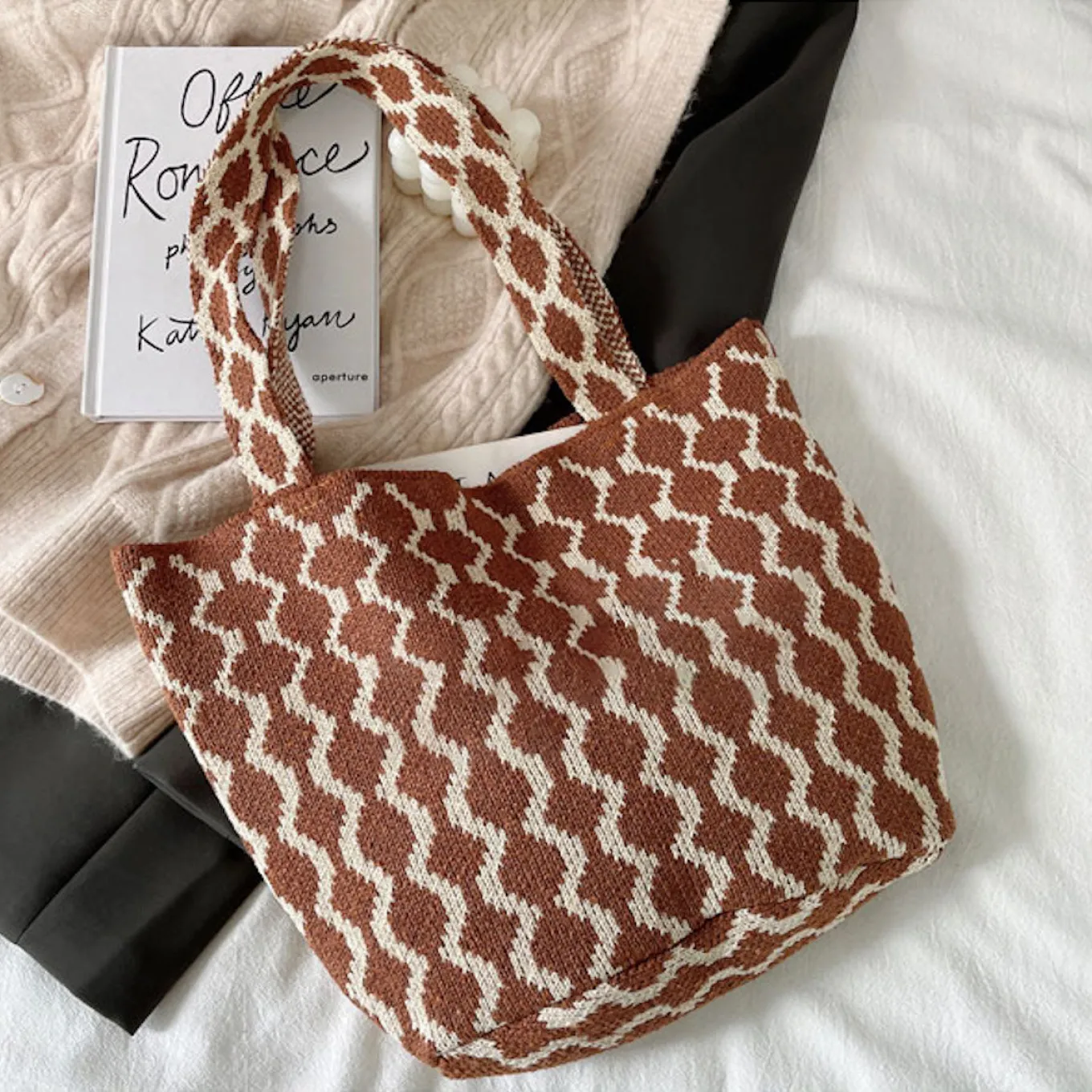 Elena Handbags Patterned Cotton Bag